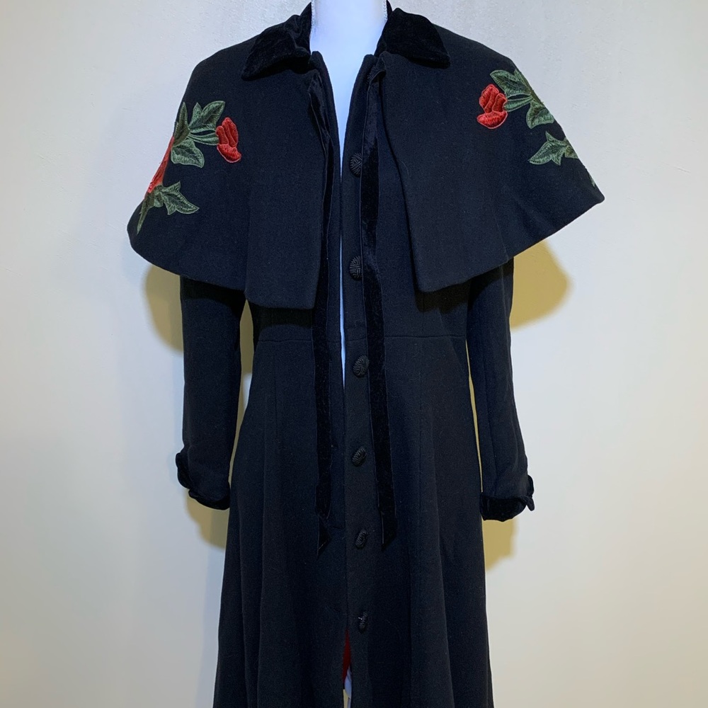 Collectif  Vintage Claudia Rose Coat & Cape